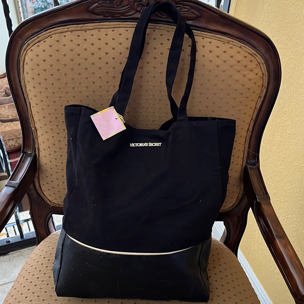 Victoria’s Secret tote